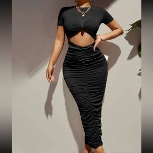 Black Short Sleeve Cut Out Ruched Maxi Dress